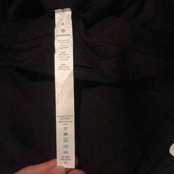 BRAND NEW LULULEMON Train times 7/8 tight - Picture 6 of 8